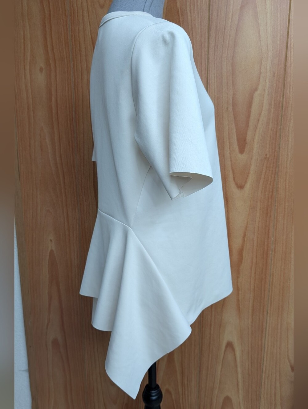 AlphaTauri White Asymmetrical Scuba Peplum Short Sleeve Top Tech Knit Small